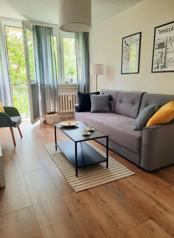 Appartamento Apartament W Centrum Wroclawia Esterno foto