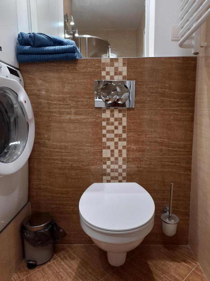 Appartamento Apartament W Centrum Wroclawia Esterno foto